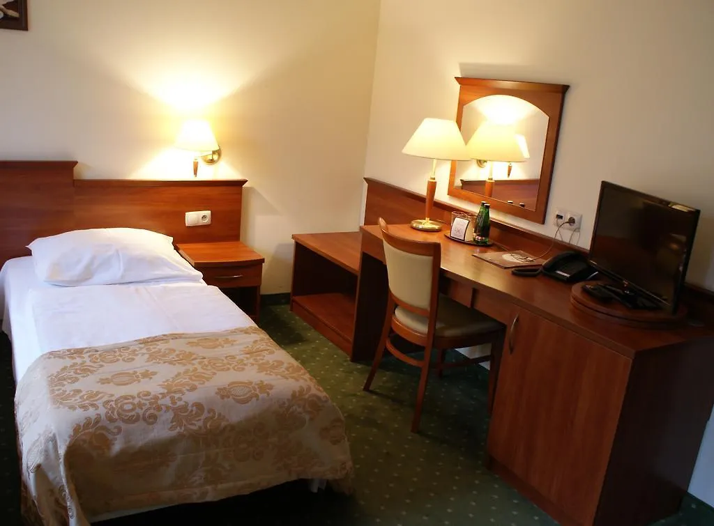 Hotel Gosciniec Sucholeski Suchy Las
